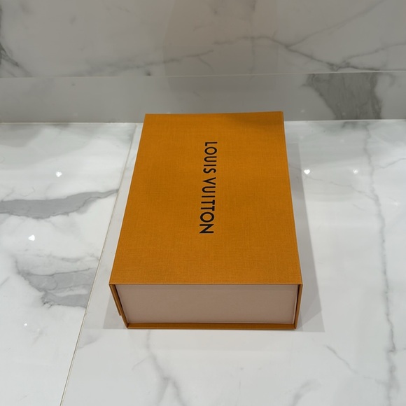 Louis Vuitton Orange Box - Picture 5 of 9